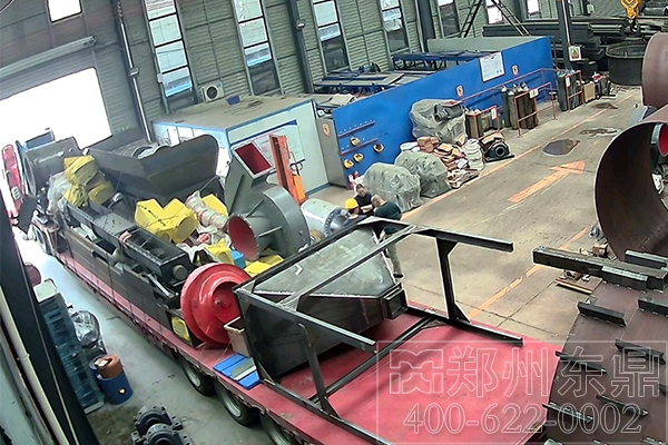 內(nèi)蒙古煤泥烘干項(xiàng)目裝車(chē)發(fā)貨1